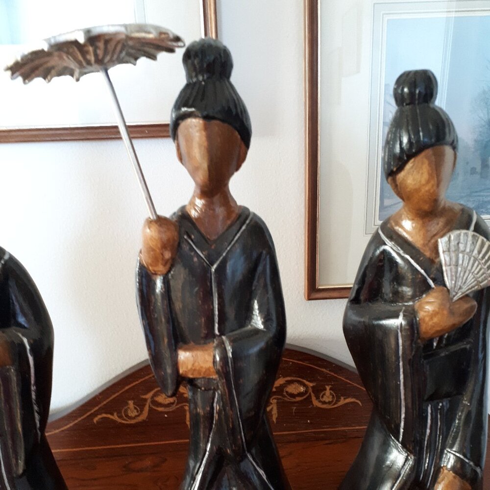 Lot of three large Japanese Geisha Figures - Made of Wood - Picture 6 of 10